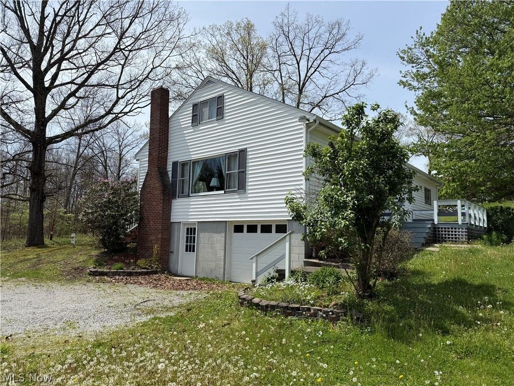 Photo of 43184 Osbourne Road, Wellsville, OH 43968 (MLS # 5205382)