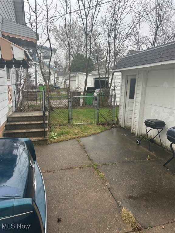 10204 Parkview Avenue, Garfield Heights, Ohio image 4