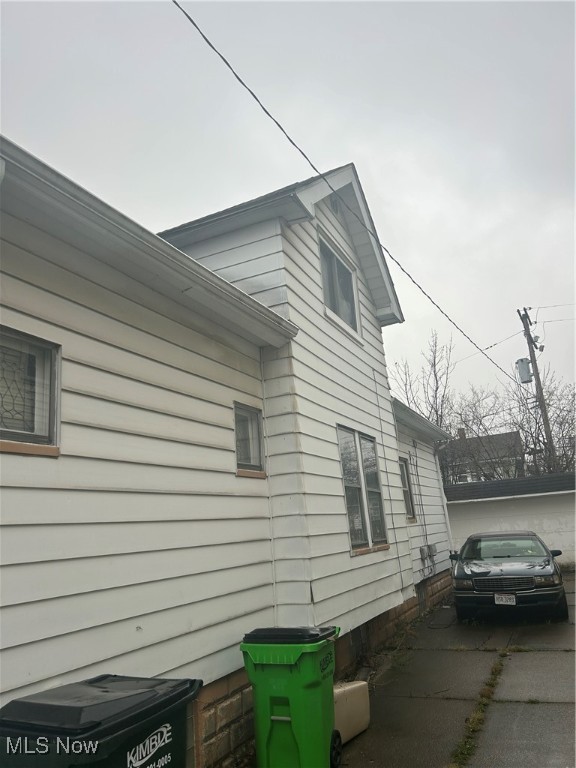 10204 Parkview Avenue, Garfield Heights, Ohio image 2