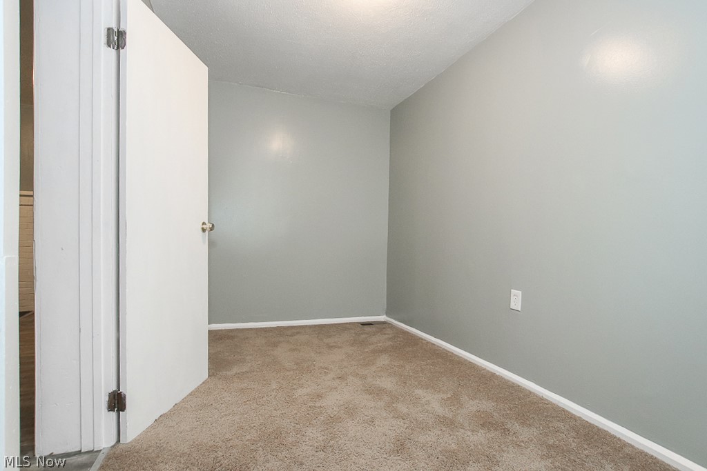 Benedict & Roots - Residential Lease