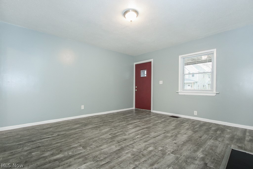 Benedict & Roots - Residential Lease