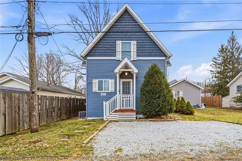 Homes For Sale - 4890 Francis Drive<br/> Ashtabula County, Geneva, OH 44041