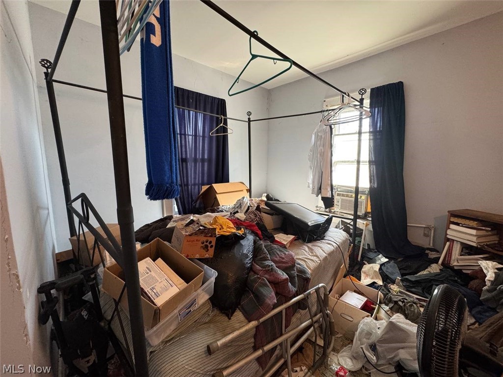 York & Tadsen - Residential