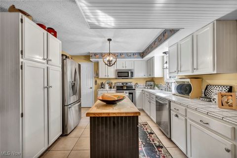 Tiny photo for 7292 Kenssington Drive, North Ridgeville, OH 44039 (MLS # 5179867)