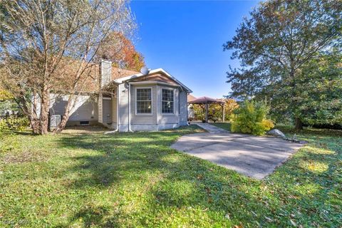 Tiny photo for 7292 Kenssington Drive, North Ridgeville, OH 44039 (MLS # 5179867)