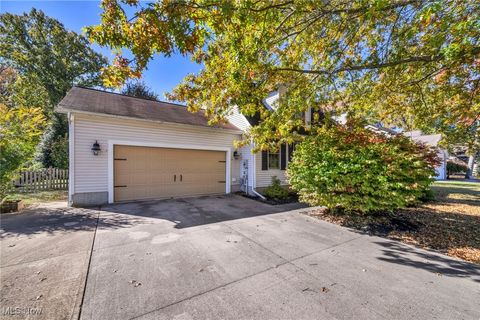 Tiny photo for 7292 Kenssington Drive, North Ridgeville, OH 44039 (MLS # 5179867)
