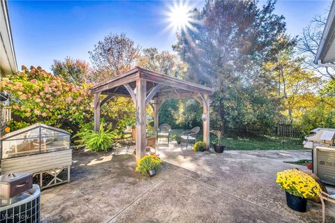 Tiny photo for 7292 Kenssington Drive, North Ridgeville, OH 44039 (MLS # 5179867)