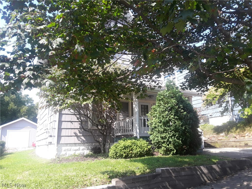 Kenmore - Residential Lease
