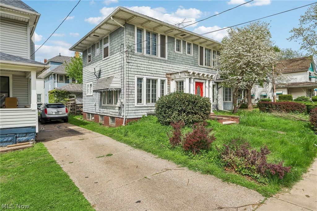 Photo of 6821 Fleet Avenue, Cleveland, OH 44105 (MLS # 5204470)