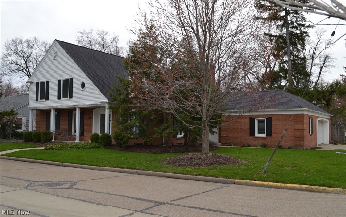 Chaska Beach, Huron - one of the area's most sought after neighborhoods. The gorgeous beach is a magnet that attracts all the residents. There is a camaraderie in sharing this beach experience with each other where a special bond is created. Double front doors to a 2-story foyer lends for a dramatic entrance into this 4 bedroom 2-1/2 bath with its many impressive features. The dazzling, carefully planned kitchen is a cook's dream, from the custom cabinets by Cabinet Makers to the stainless appliances featuring a dual fuel range with 4 gas burners and a griddle, electric oven, and 2 dishwashers. The master suite is highlighted with a cathedral ceiling and luxurious 11'x15' bathroom. This home has 2 furnaces & 2 central A/Cs. The sun porch creates a wonderful additional living space. This stylish beach house will inspire and create a magic that is uniquely Chaska Beach. List of highlights & upgrades attached. Room sizes, dates, and sq. ft. are approximate