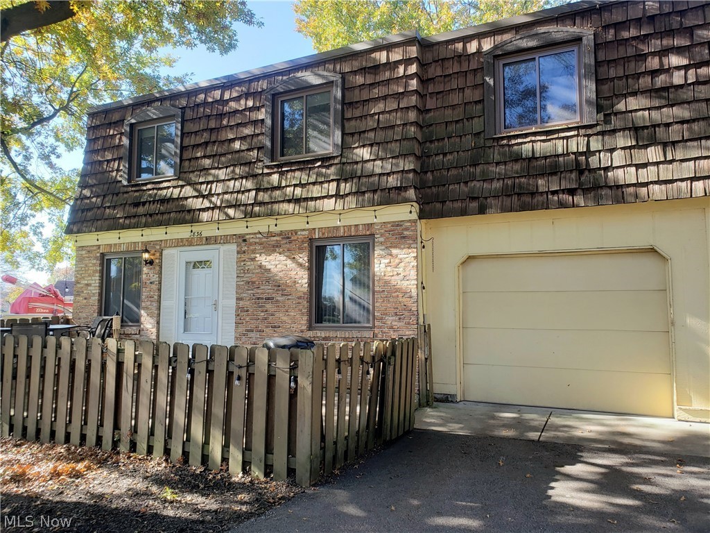 Live like you're on vacation! Steps from the marina, lake, beach, pool, & more! Like new townhouse, loaded with updates. Wall taken down between kitchen & dining area to open floor plan, making it perfect for entertaining. New laminate wood plank floors throughout 1st floor 2019. New front door 2019. New interior doors 2019. New carpet 2019. New kitchen from top to bottom, including appliances 2019. Freshly painted throughout 2019. New light fixtures throughout 2019. Closet organization is AMAZING, 2019. You have walk in them to see the extra "layers"! (There's under stair storage too). 2nd fl laundry with new washer dryer 2019. Both bathrooms fully remodeled from top to bottom, 2019. New smoke/carbon monoxide detectors 2019. New garage door & opener 2019. Huge front porch. 1 car attached garage. 305 acre lake for swimming, fishing, boating, water skiing, paddle boarding, kayaking, etc! 2 in ground swimming pools, 2 soft sand beaches, 2 playground facilities, tennis courts, basket ball