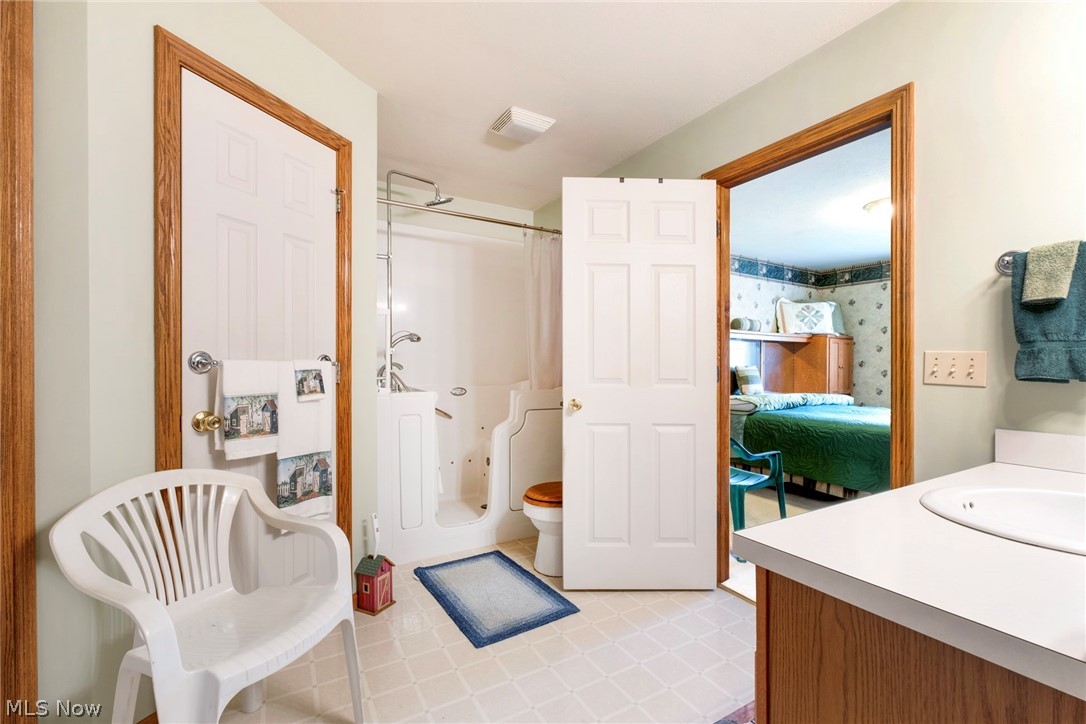 Stonegrove Condos - Residential