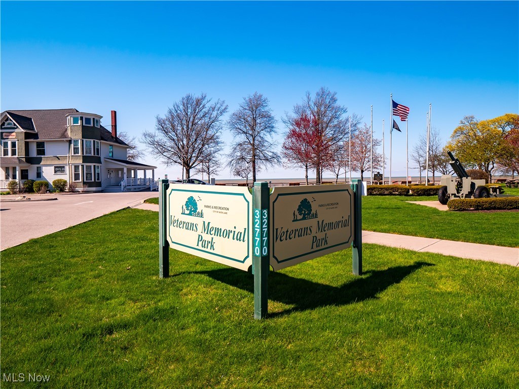 147 Englewood Drive, Avon Lake, Ohio image 36