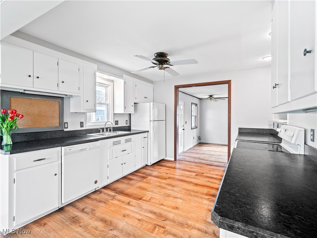 147 Englewood Drive, Avon Lake, Ohio image 12
