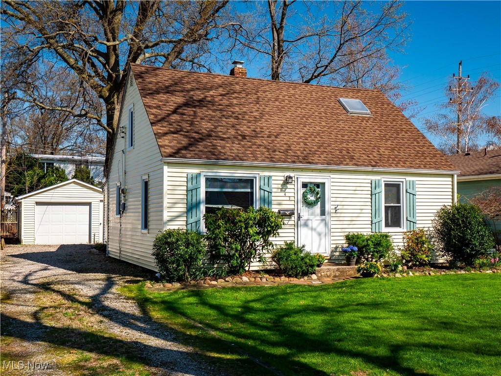 147 Englewood Drive, Avon Lake, Ohio image 2
