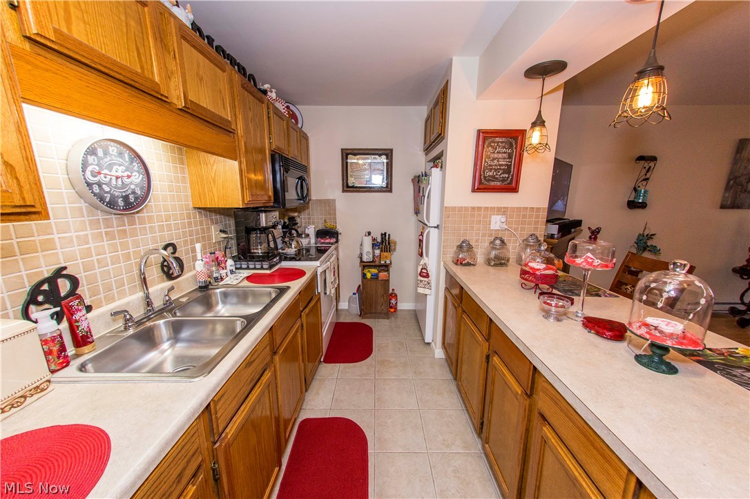 Seven Stories East Condo - Residential