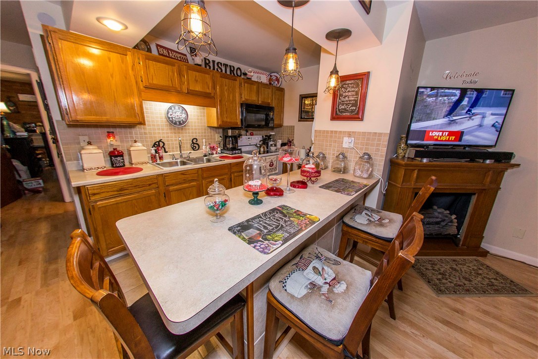 Seven Stories East Condo - Residential