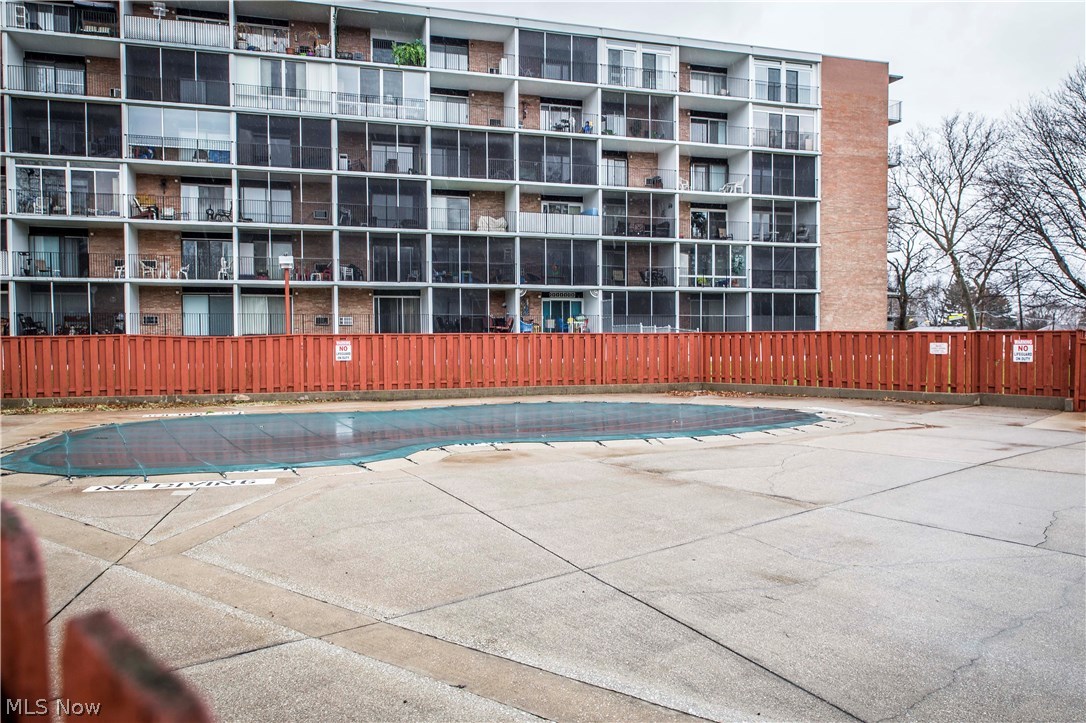 Seven Stories East Condo - Residential