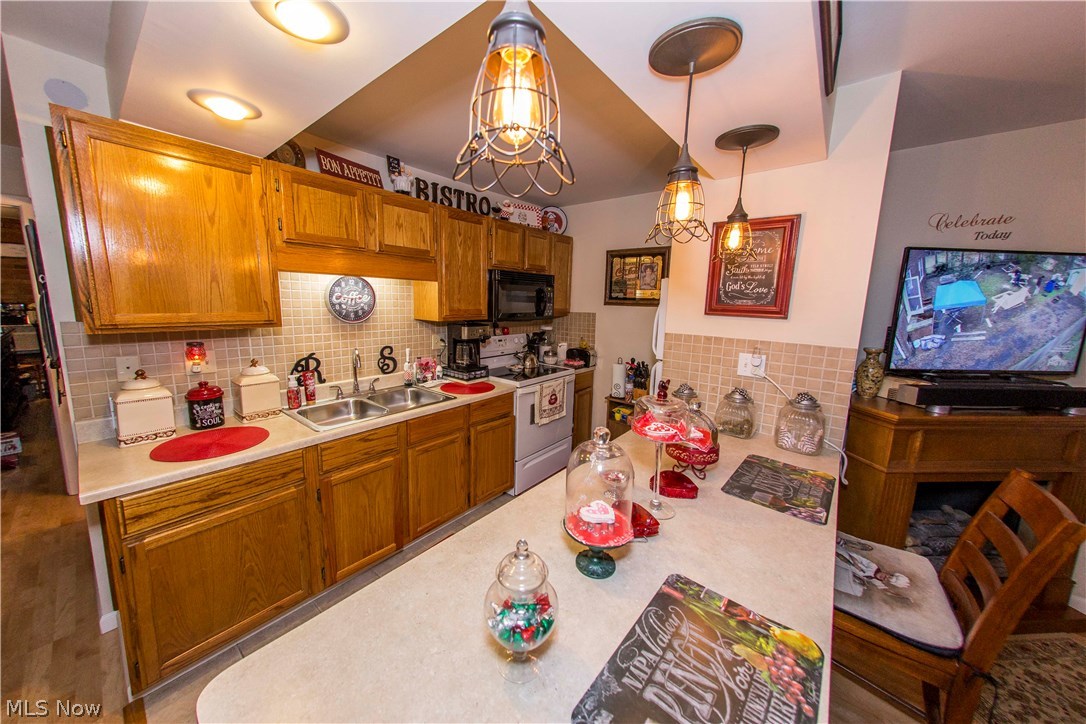 Seven Stories East Condo - Residential