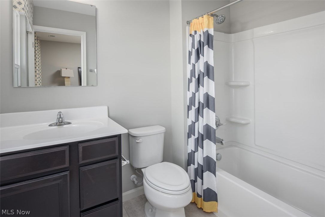 Quarry Lakes - Residential