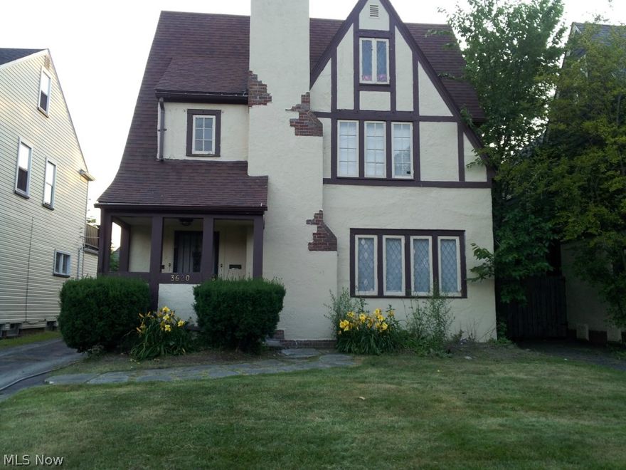 Updated downstairs unit includes 2 bedrooms, 1 bath - kitchen appliances, hardwood floors and a cozy fireplace.  In walking distance from public transportation, shopping plazas and close to schools, restaurants & highways.  Leasing qualifications are good credit, stable employment, gross monthly income must be 2.5 times the monthly rent. No pets, no Section 8.