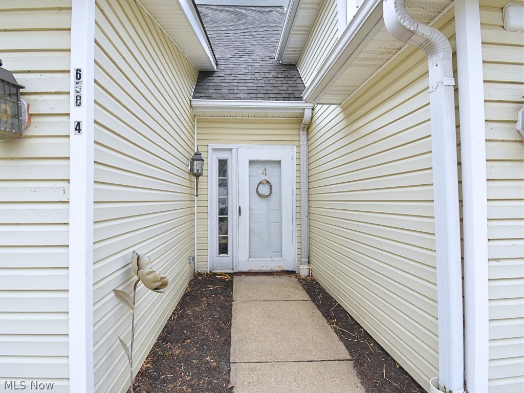 658 2nd Street 4