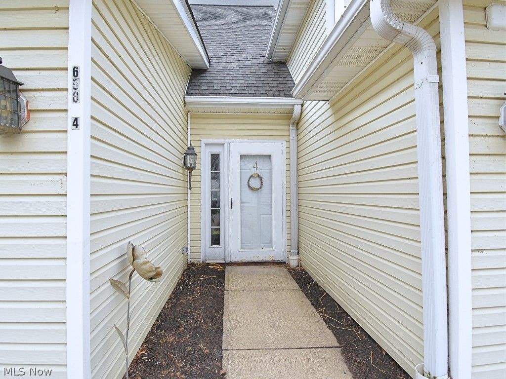 Photo of 658 2nd Street #4, Fairport Harbor, OH 44077 (MLS # 5199773)