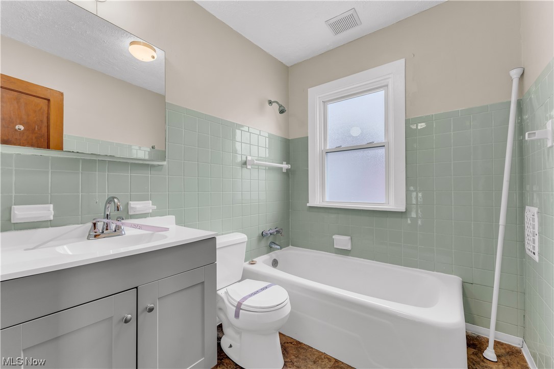 Rusholme Realty Companys Sub - Residential Lease