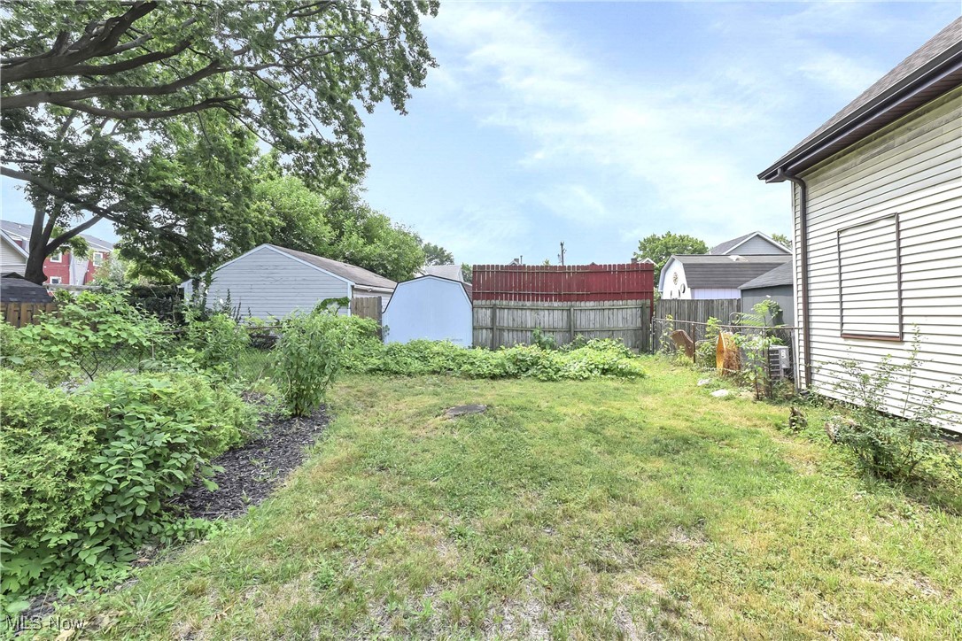 H Hadlows Allotment - Residential