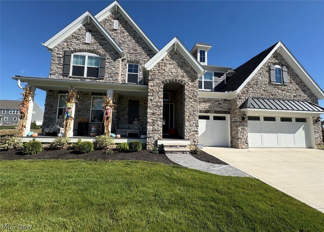 32634 Royal Troon Drive