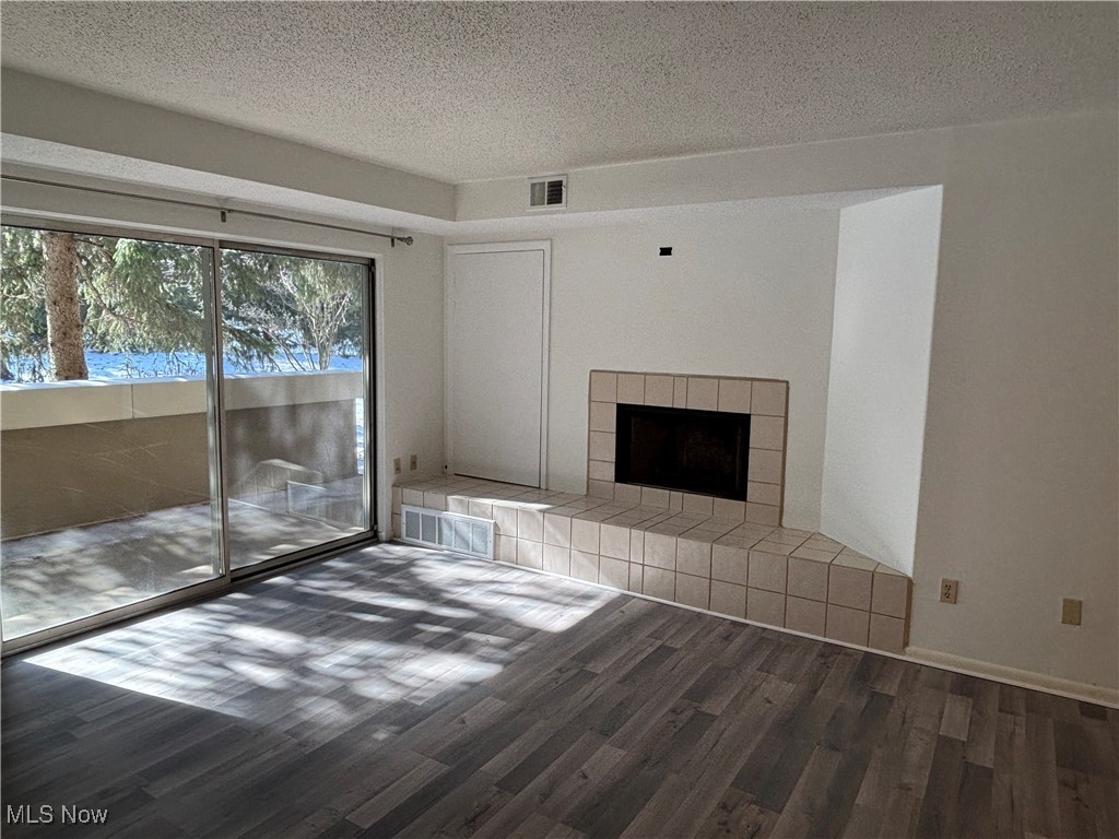 Verandas/Vlg Condo - Residential Lease