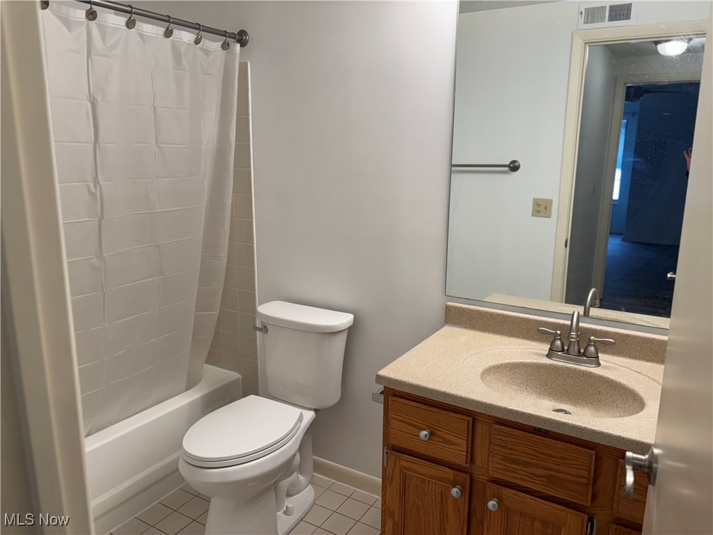 Verandas/Vlg Condo - Residential Lease