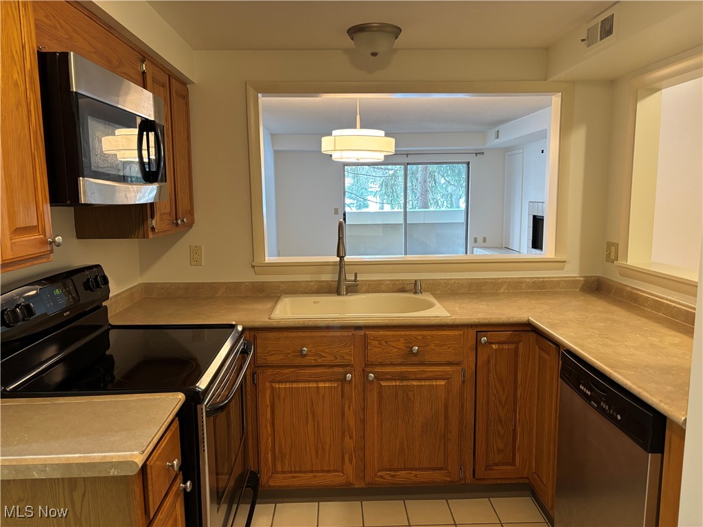 Verandas/Vlg Condo - Residential Lease