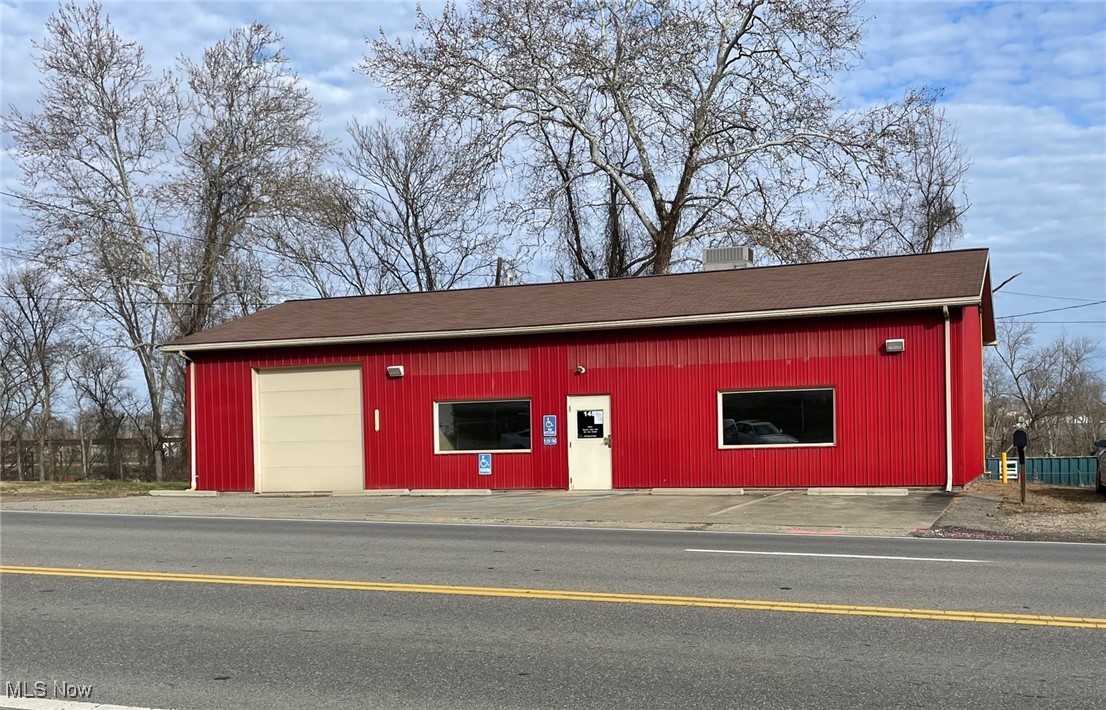 Awesome Location on STRT 40/22 for your Business! This 1800 sqft building offers a ton of possibilities with busy location and parking. Call Today! $1300.00 per month, plus additional fee of $40.00 per month for Water/Sewer, water usage not to exceed 2000 gallons or Tenant pays overage