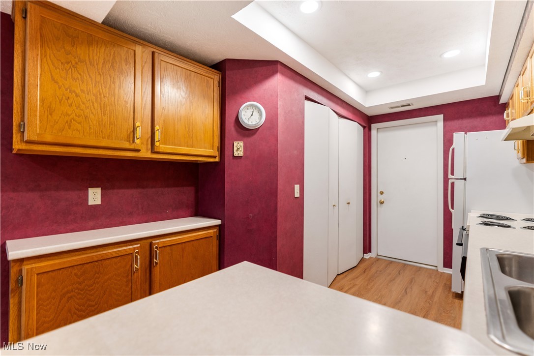 Barrington Condo II - Residential