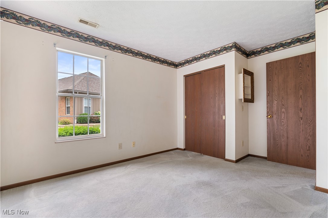 Barrington Condo II - Residential