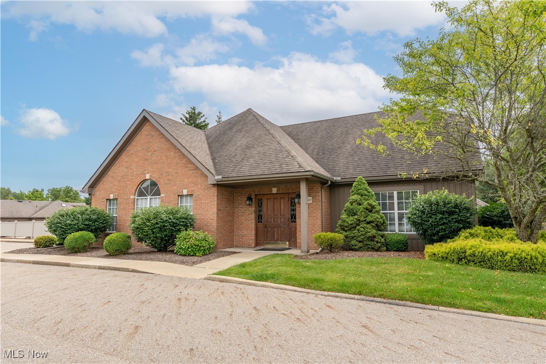 Barrington Condo II - Residential