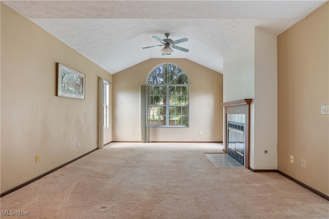 Barrington Condo II - Residential