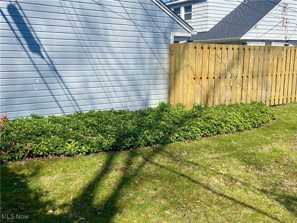 14705 Grapeland Avenue, Cleveland, Ohio image 37