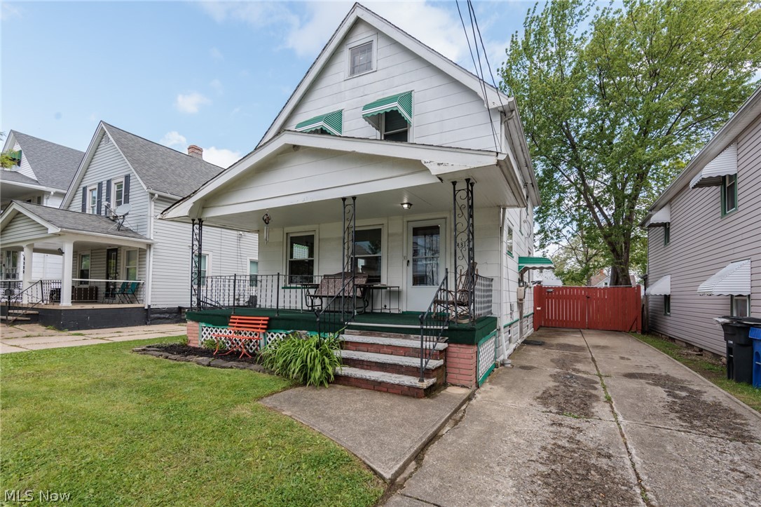 4318 Bucyrus Avenue