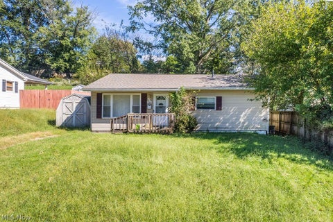 Homes For Sale - 2506 Brooklyn Drive<br/> Parkersburg, WV 26101