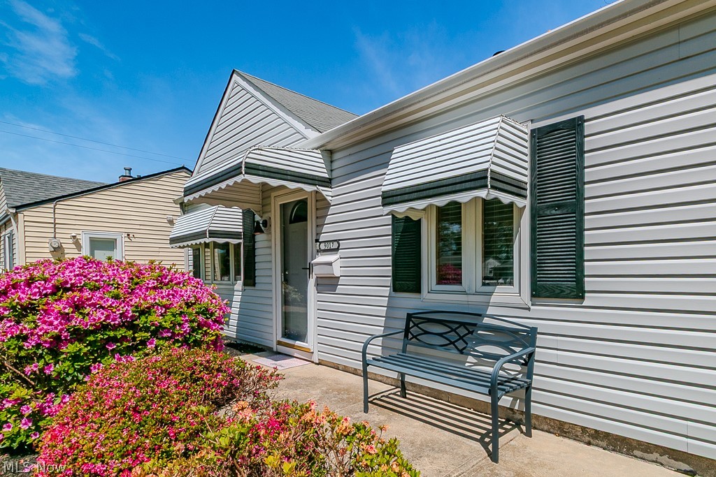 Mentor Headlands Park - Residential