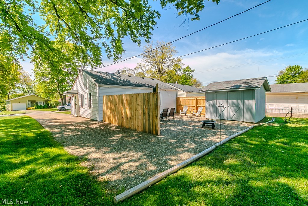 Mentor Headlands Park - Residential