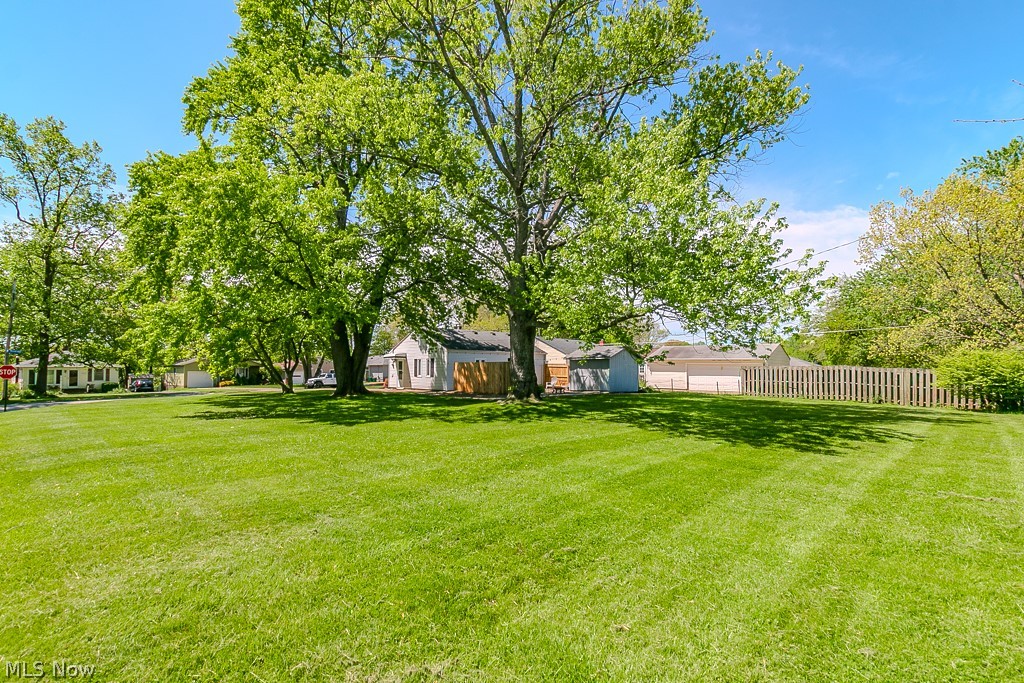 Mentor Headlands Park - Residential