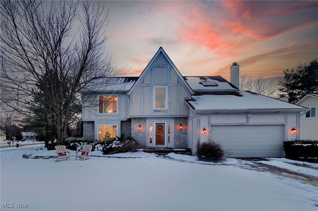 Photo of 20239 Beechwood Lane, Strongsville, OH 44149 (MLS # 5177922)