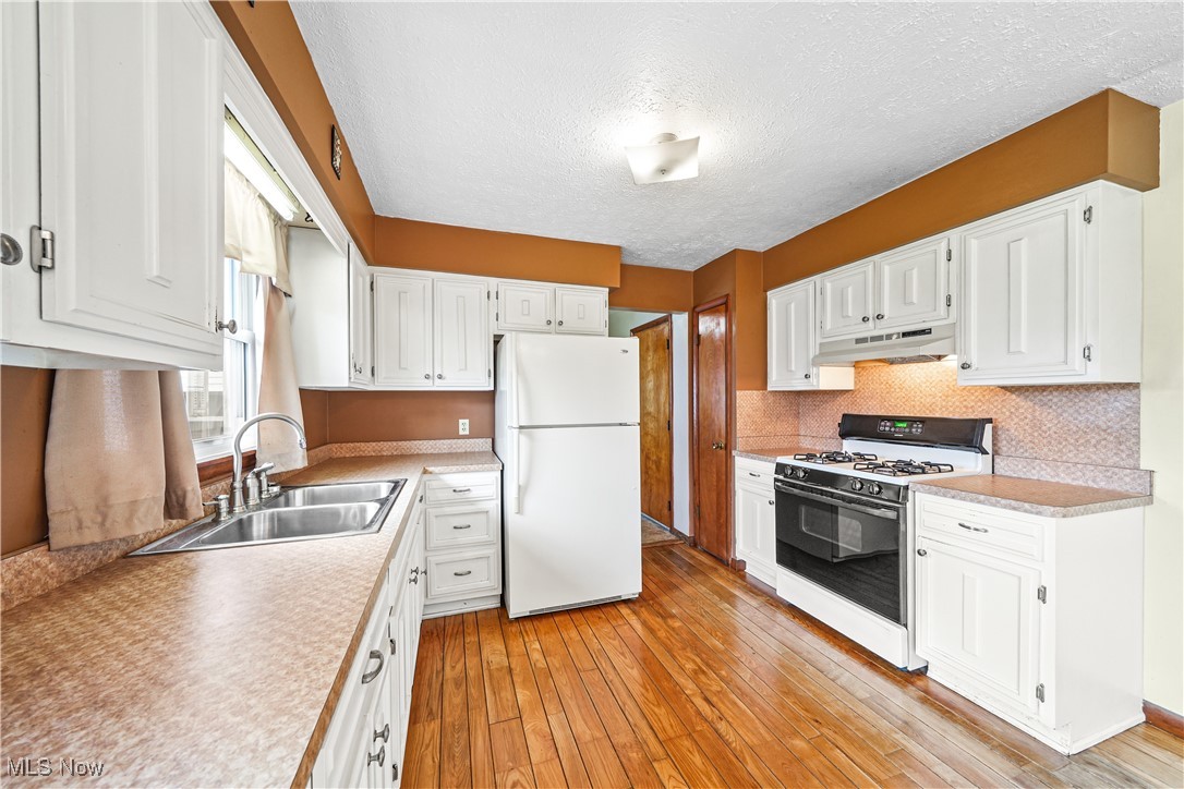 10322 Liberty Street, Garrettsville, Ohio image 18
