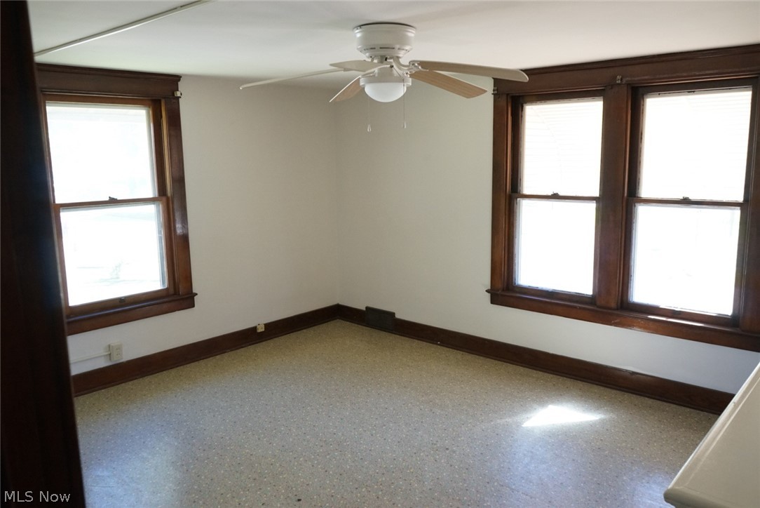 Board/Trade 03 - Residential