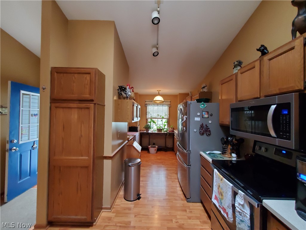 Greenfield Oval Condo - Residential