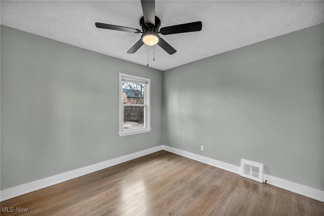 4294 E 137th Street, Cleveland, Ohio image 14