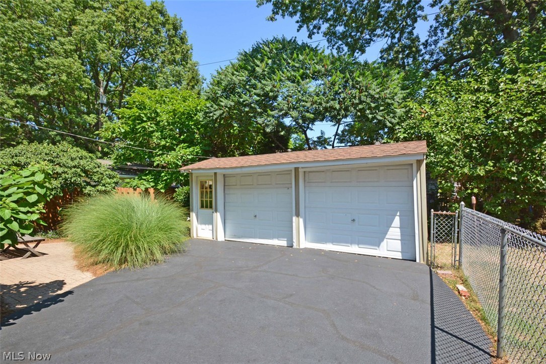 Clifton Blvd - Residential